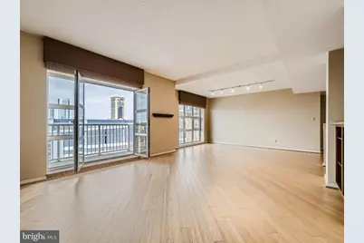 250 President Street #806, Baltimore, MD 21202 - Photo 1