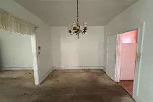 611 Cator Ave, Baltimore, MD 21218 - Photo 6