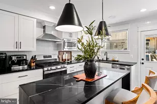 613 S Curley St, Baltimore, MD 21224 - Photo 8