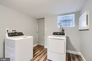 38 N Bernice Ave, Baltimore, MD 21229 - Photo 46