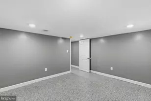 3135 McElderry St, Baltimore, MD 21205 - Photo 22