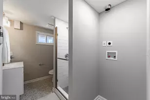 1221 Dellwood Ave, Baltimore, MD 21211 - Photo 16