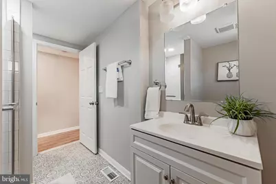 1221 Dellwood Avenue, Baltimore, MD 21211 - Photo 16