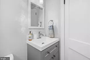 2441 N Forest Park Ave, Baltimore, MD 21207 - Photo 18