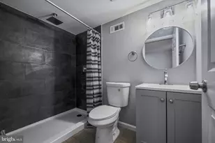 1720 Darley Ave, Baltimore, MD 21213 - Photo 12