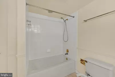 1040 Deer Ridge Drive #213, Baltimore, MD 21210 - Photo 24