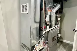 4041 W Cold Spring Ln, Baltimore, MD 21215 - Photo 32