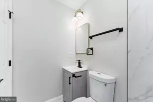 2425 Lauretta Ave, Baltimore, MD 21223 - Photo 16