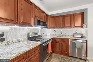 6317 Park Heights Ave, Baltimore, MD 21215 - Photo 12