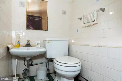 505 E 35th Street, Baltimore, MD 21218 - Photo 34