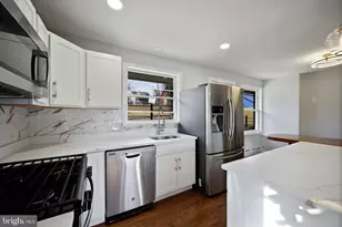 4001 Parkwood Ave, Baltimore, MD 21206 - Photo 12