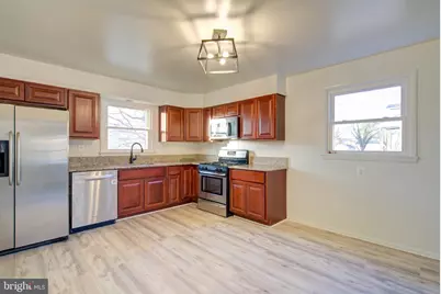 6410 Fair Oaks Avenue, Baltimore, MD 21214 - Photo 12