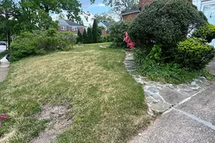 5913 Wakehurst Way, Baltimore, MD 21239 - Photo 8