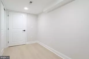 1654 Cliftview Ave, Baltimore, MD 21213 - Photo 32