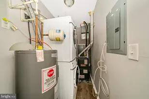 1014 W Lanvale St, Baltimore, MD 21217 - Photo 34