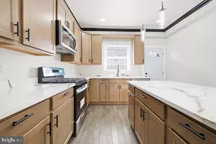 2625 E Madison St, Baltimore, MD 21205 - Photo 10