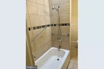 1822 N Milton Avenue, Baltimore, MD 21213 - Photo 6