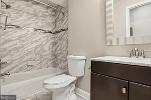 1032 W Fayette St, Baltimore, MD 21223 - Photo 20