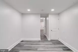 315 N Robinson St, Baltimore, MD 21224 - Photo 38