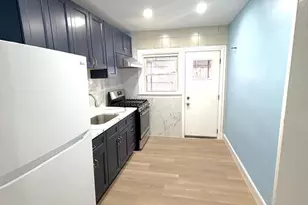 12 S Ellamont St, Baltimore, MD 21229 - Photo 4