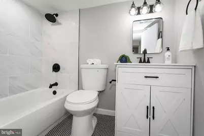 4903 Chalgrove Avenue, Baltimore, MD 21215 - Photo 18