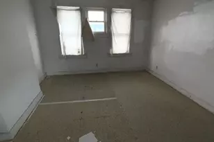 2109 N Fulton Ave N, Baltimore, MD 21217 - Photo 8