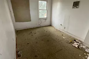 2109 N Fulton Ave N, Baltimore, MD 21217 - Photo 18