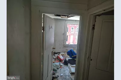 302 S Fulton Avenue, Baltimore, MD 21223 - Photo 10