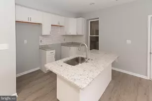 4021 W Franklin St, Baltimore, MD 21229 - Photo 6