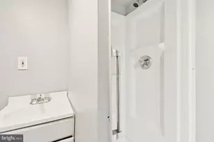 2743 Guilford Ave, Baltimore, MD 21218 - Photo 22