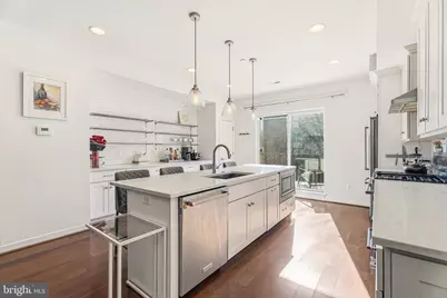 2307 E Fairmount Avenue, Baltimore, MD 21224 - Photo 8