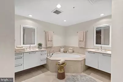 801 Key Highway #442, Baltimore, MD 21230 - Photo 14