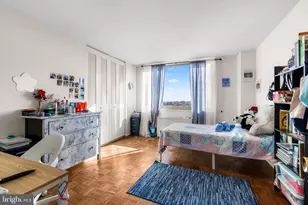 1 E University Parkway E, Baltimore, MD 21218 - Photo 18