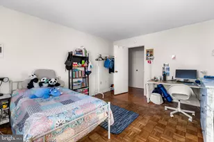 1 E University Parkway E, Baltimore, MD 21218 - Photo 20