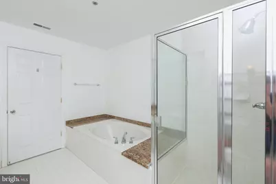 100 Harborview Drive #513, Baltimore, MD 21230 - Photo 20