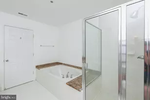 100 Harborview Dr, Baltimore, MD 21230 - Photo 20