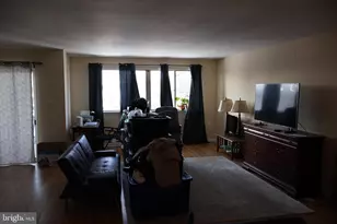 3737 Clarks Ln, Baltimore, MD 21215 - Photo 12