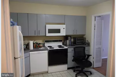 3737 Clarks Lane #408, Baltimore, MD 21215 - Photo 6