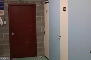 3737 Clarks Ln, Baltimore, MD 21215 - Photo 18