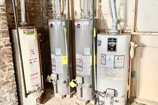 1741 Park Ave, Baltimore, MD 21217 - Photo 22