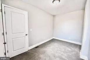 2328 Calverton Heights Ave, Baltimore, MD 21216 - Photo 30