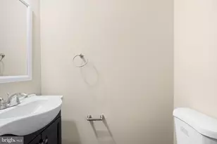 2712 Ashland Ave, Baltimore, MD 21205 - Photo 16