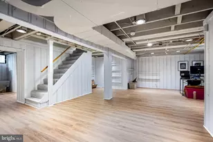 5911 Meadowood Rd, Baltimore, MD 21212 - Photo 38