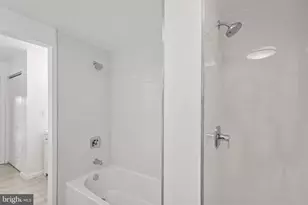 3601 Clarks, Baltimore, MD 21215 - Photo 14