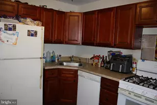 608 Cumberland St, Baltimore, MD 21217 - Photo 2