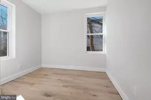 1229 W Saratoga St, Baltimore, MD 21223 - Photo 16