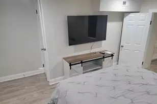 401 S Ann St, Baltimore, MD 21231 - Photo 8