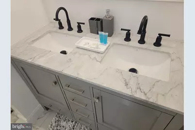 401 S Ann Street, Baltimore, MD 21231 - Photo 10