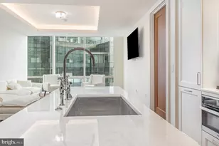 300 International Drive, Baltimore, MD 21202 - Photo 10