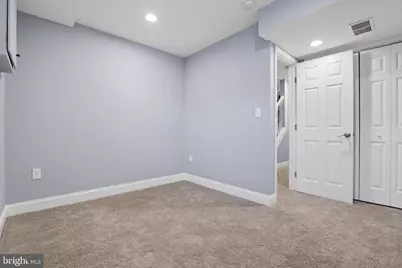 236 S Clinton Street, Baltimore, MD 21224 - Photo 26